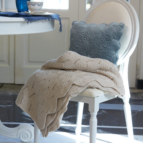 Coperta/plaid in maglia con design RETRO’